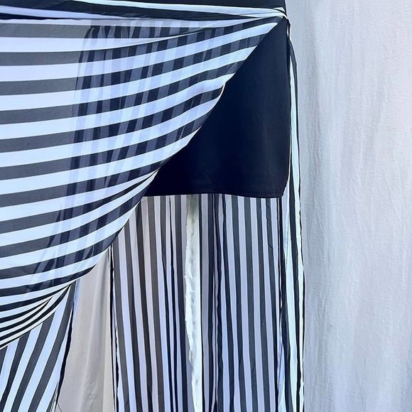 𝅺AMBIANCE Cover Up Skirt - Picture 7 of 15